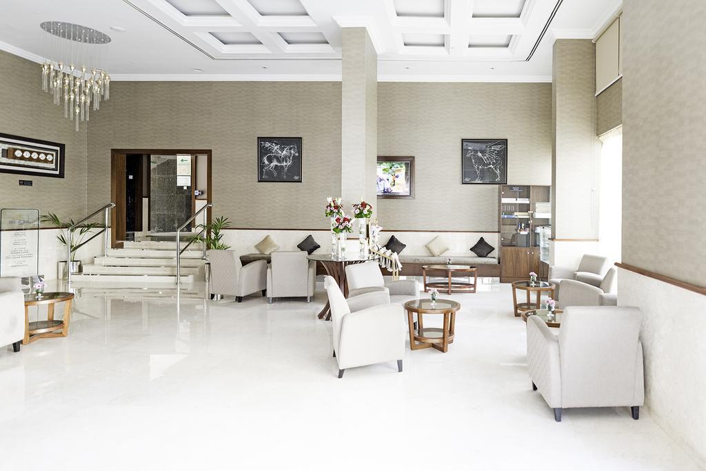 Emirates Plaza Hotel Абу Даби Екстериор снимка