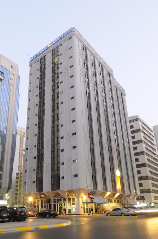Emirates Plaza Hotel Абу Даби Екстериор снимка
